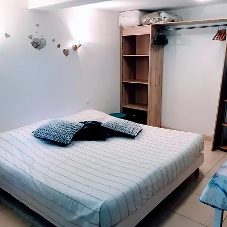Chambre Et Salle De Bain Prive S'Ouvrant Sur Terrasse, Jardin Et Cuisine D'Ete Quillan Exterior photo